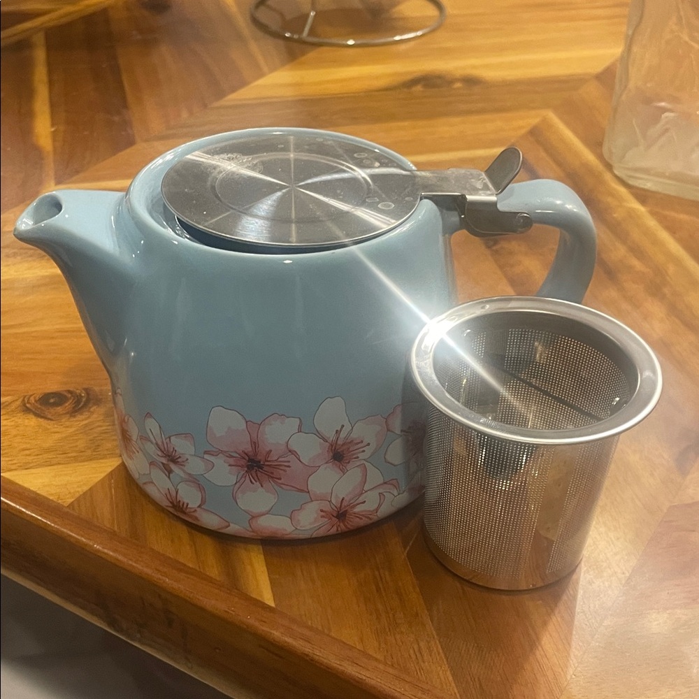 Floral Blue Teapot with Infuser